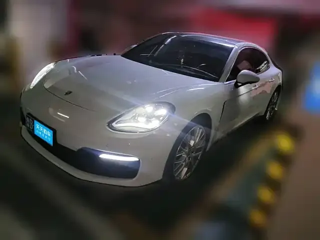 Porsche Panamera, 2021
