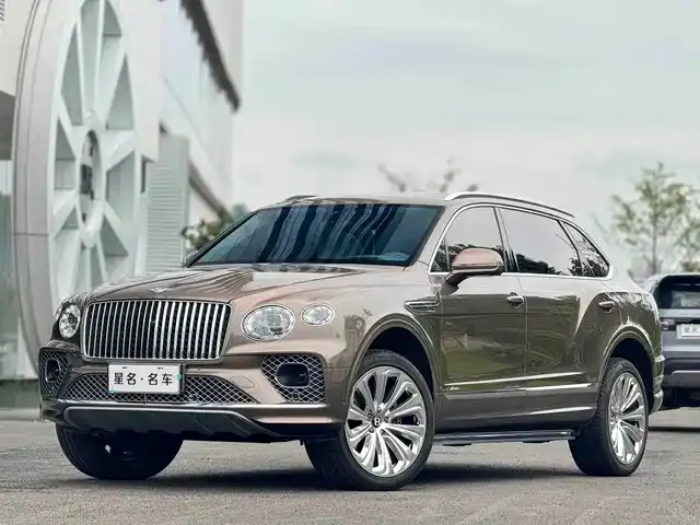 Bentley Bentayga, 2023