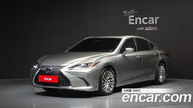 Lexus ES, 2021