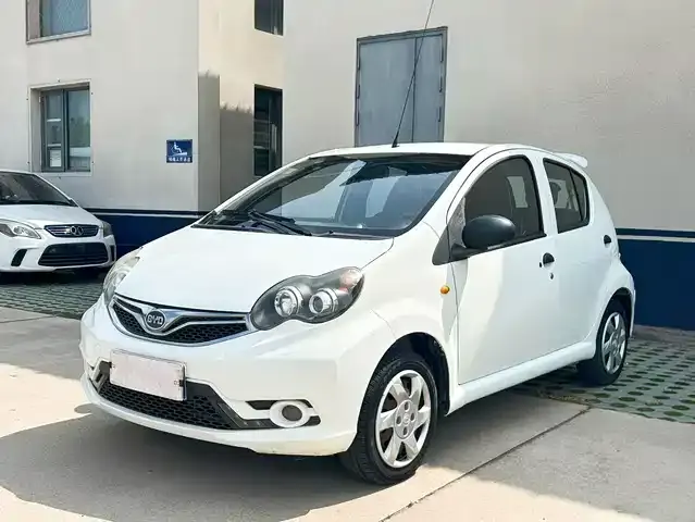 BYD F0, 2015