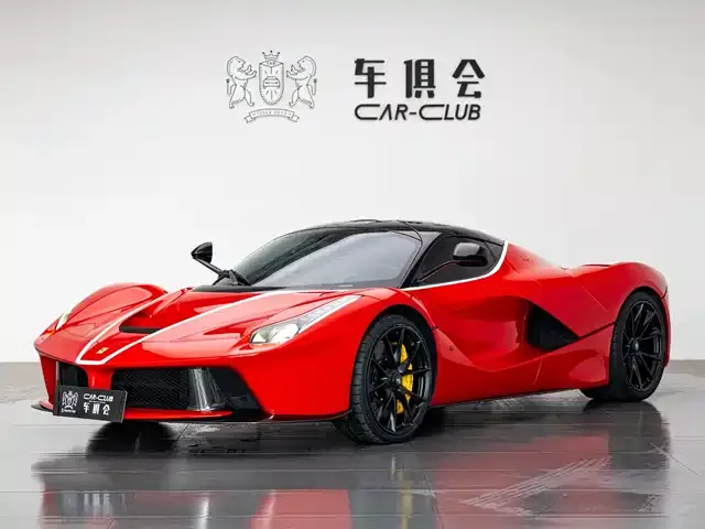 Ferrari LaFerrari, 2015