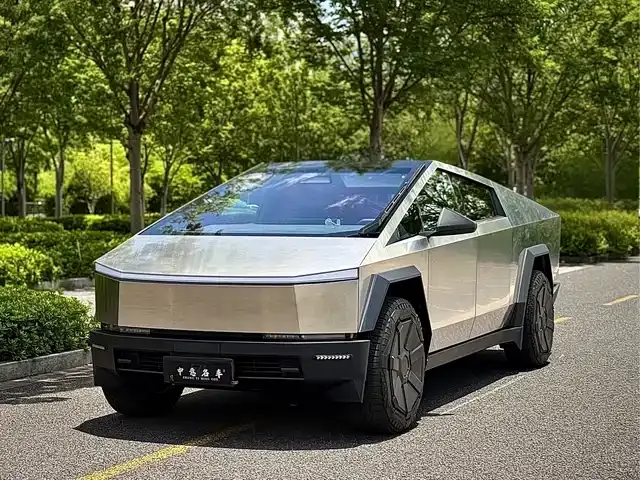 Tesla Cyber Off-Road Traveler, 2026