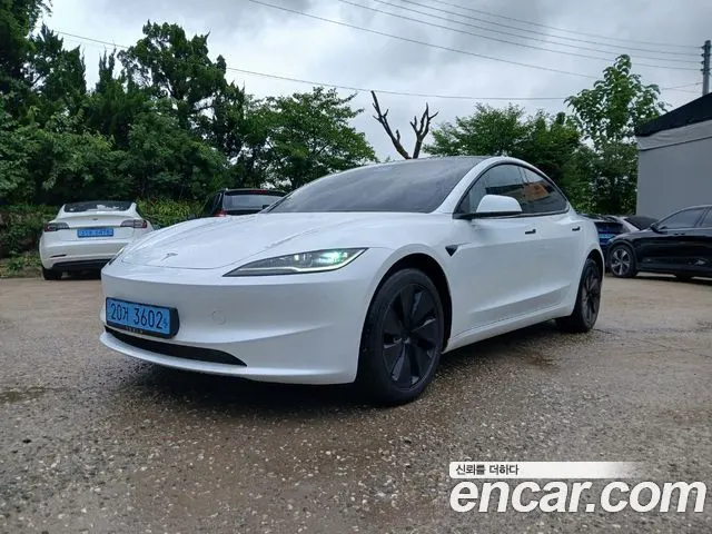 Tesla Model 3, 2024